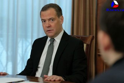 Зампред Совбеза РФ Дмитрий Медведев не исключил укрепления границ с Финляндией и Швецией «Искандерами» и кораблями с ядерным оружием